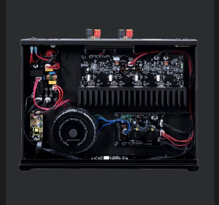 Amplificator de putere Emotiva BasX A-150