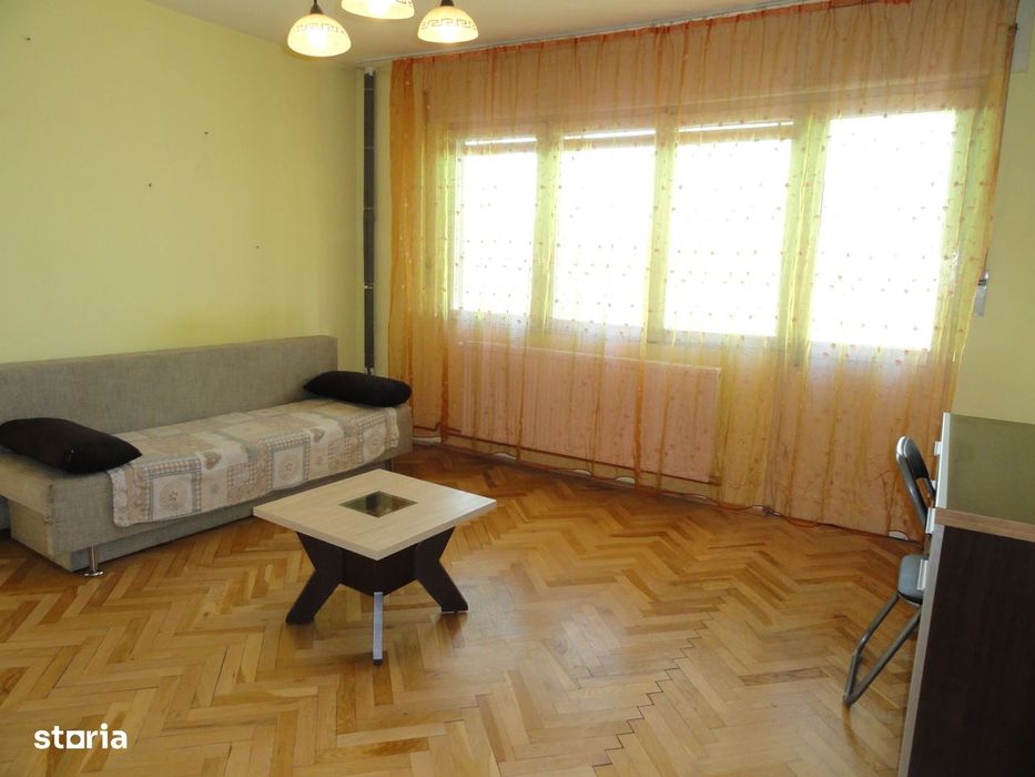 Apartament 2 camere, etaj 2, zona Romanilor, aproape de Lic. Pedagogic