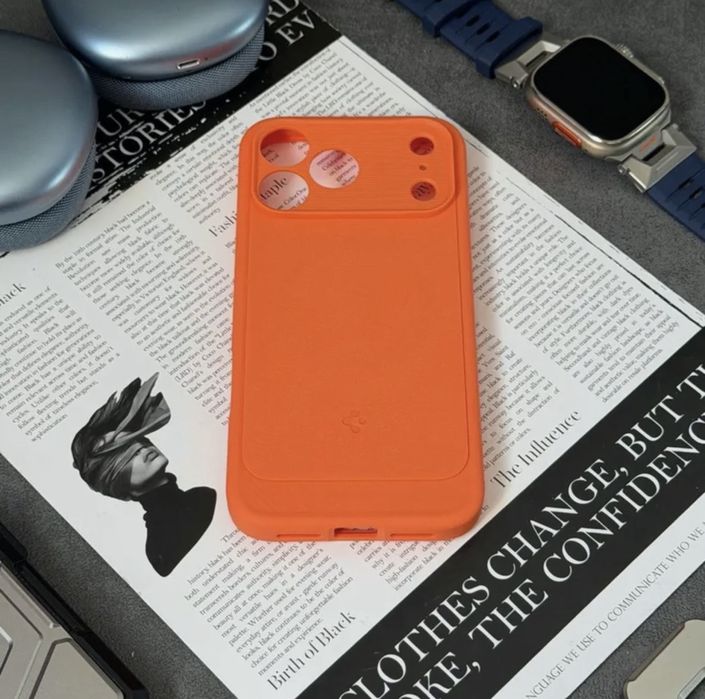 Чехол новый spigen на 17 pro iphone