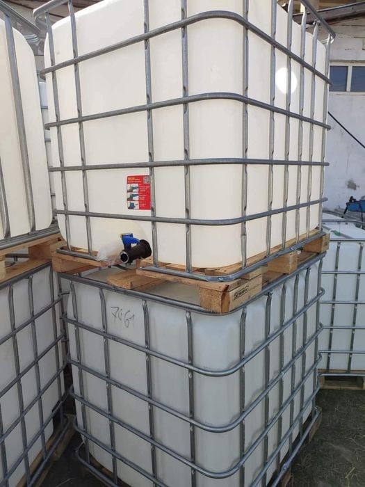 Bazin/cub/ibc/butoi/rezervoare,1000litri,platic,metal,lemn