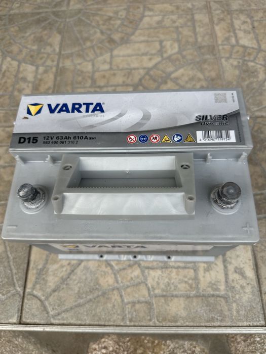 Varta Silver Dynamic D15 63AH 610A