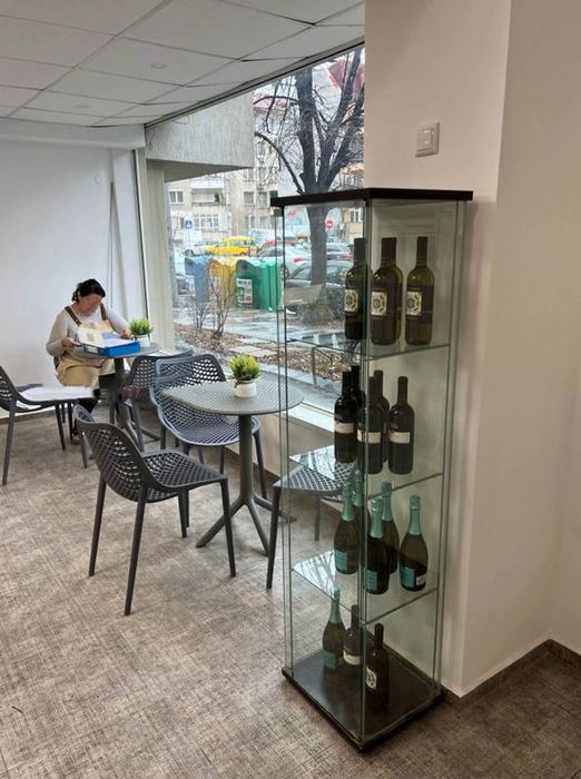 Дава се под наем Заведение в София, Красно село - 75 кв.м за 1425.96 € - Снимка #2