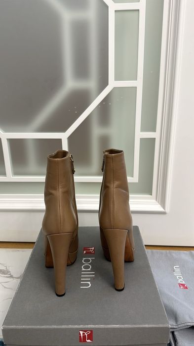 Сапоги кожанные 39 размер, оригинал Ballin.