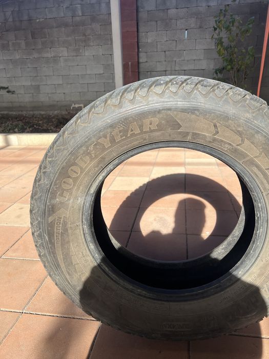 Продам зимние шины