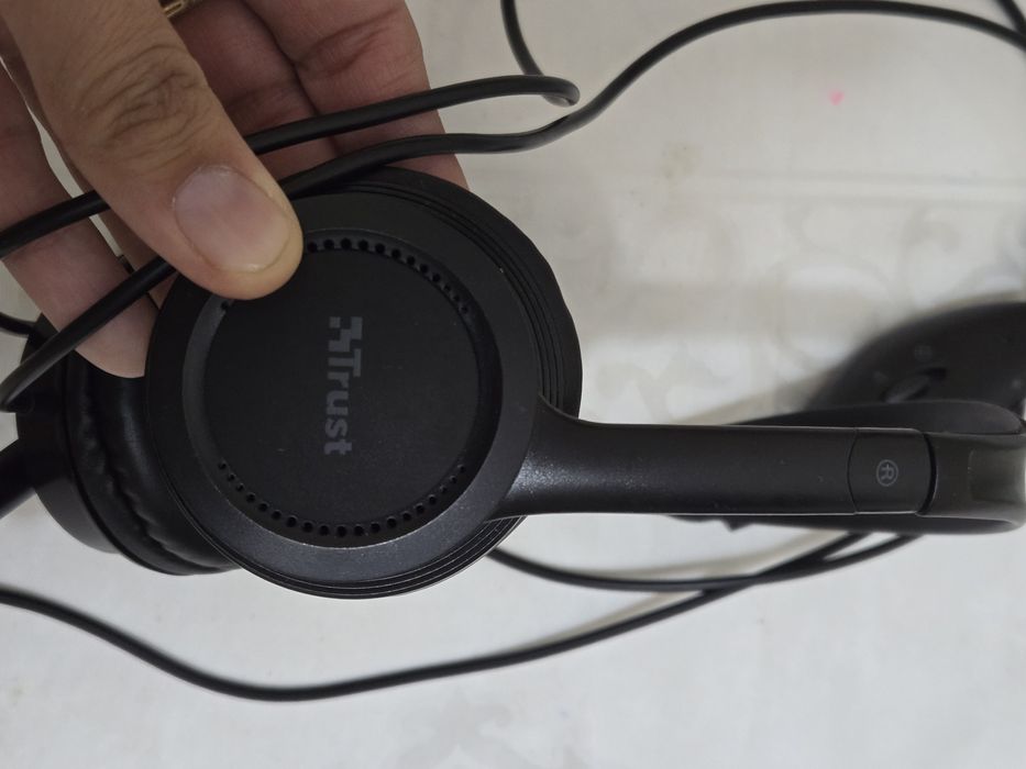 Продаётся наушники