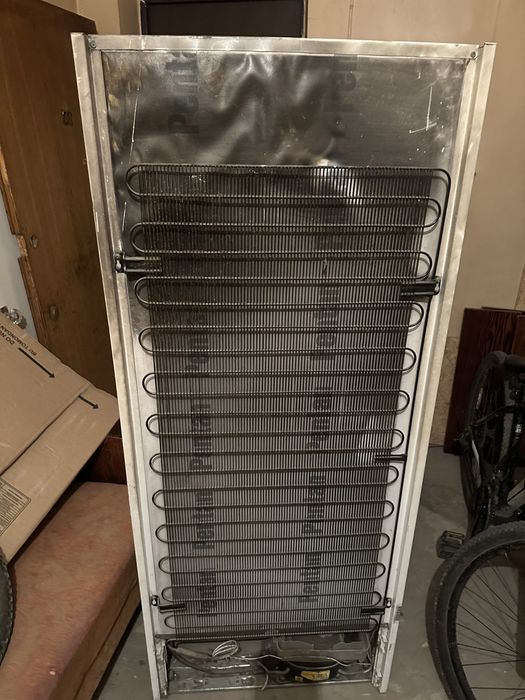 Холодильник не рабочий