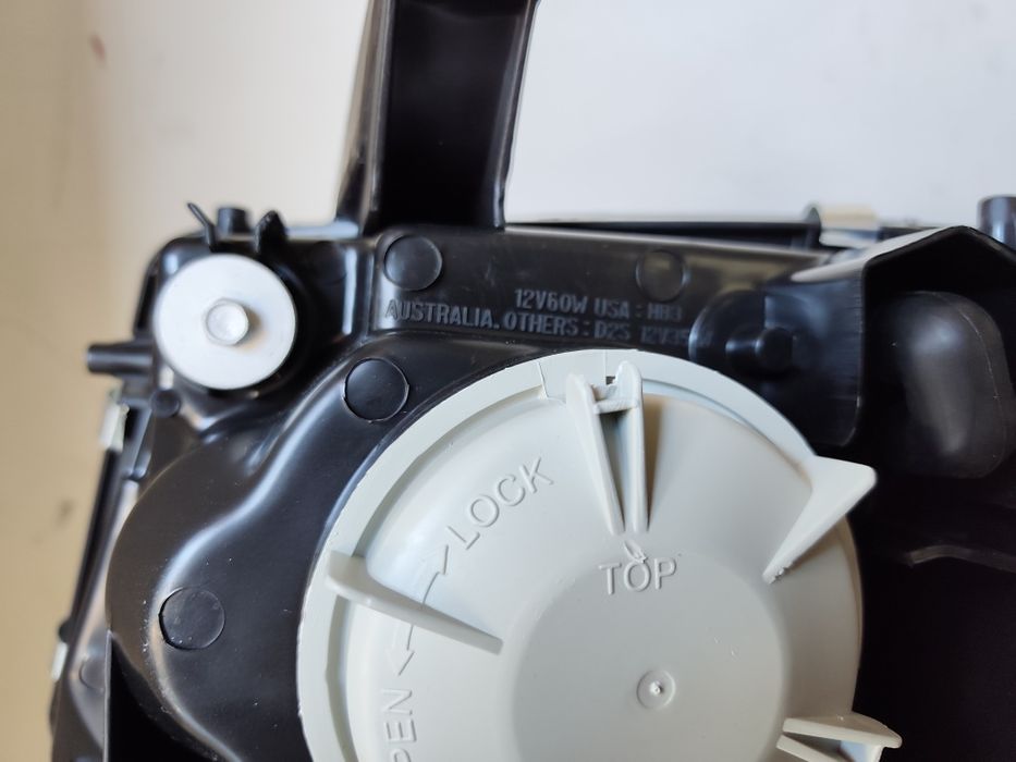 Фара Лексус ЛХ470 / Lexus LX470