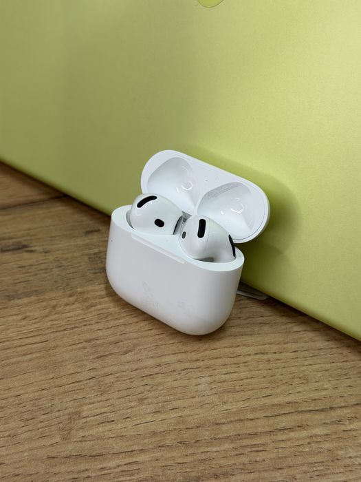 Наушники Air Pods 4