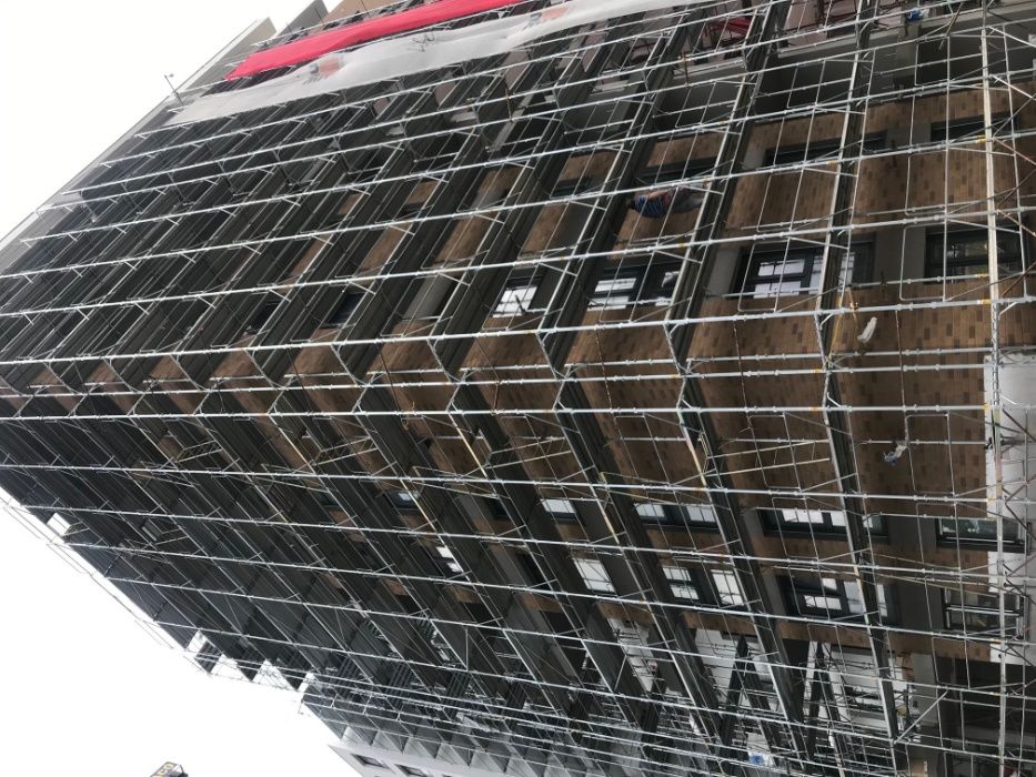 Inchiriere schelă metalică de fatadă, asigurăm și montare/demontare