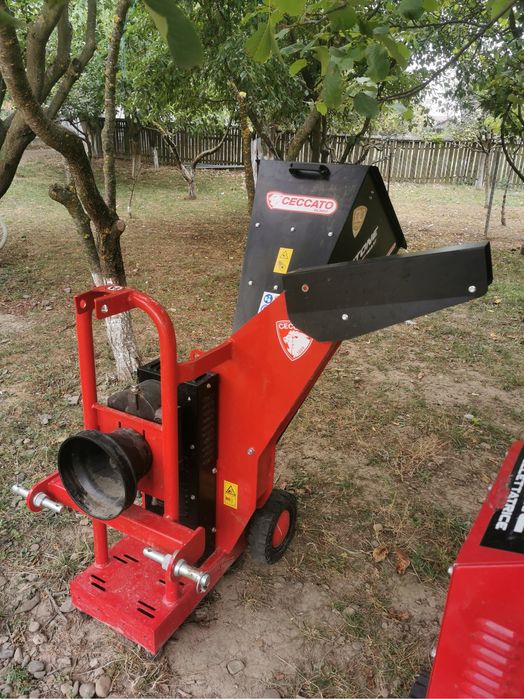 Tocator crengi+ rest. vegetale cupla/priza la tractor agricol an 2022