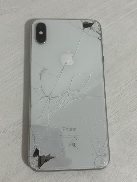 Срочно продам Iphone XS Max 64 gb