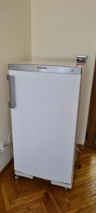 Congelator Arctic ANC135+, 117 l, 4 sertare