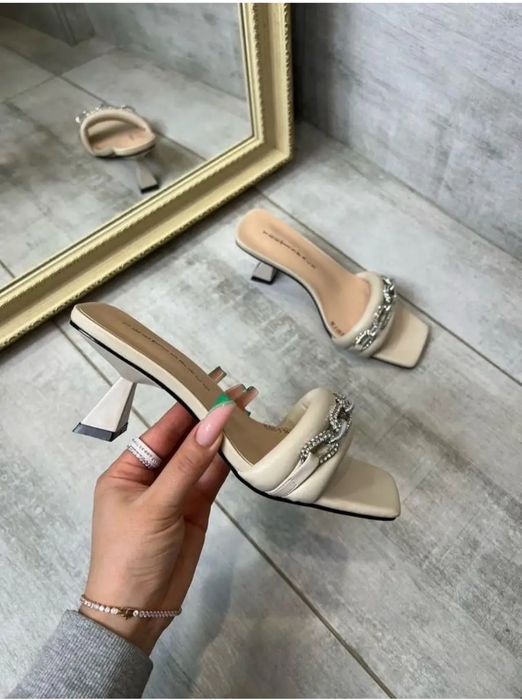 Продам женские сабо