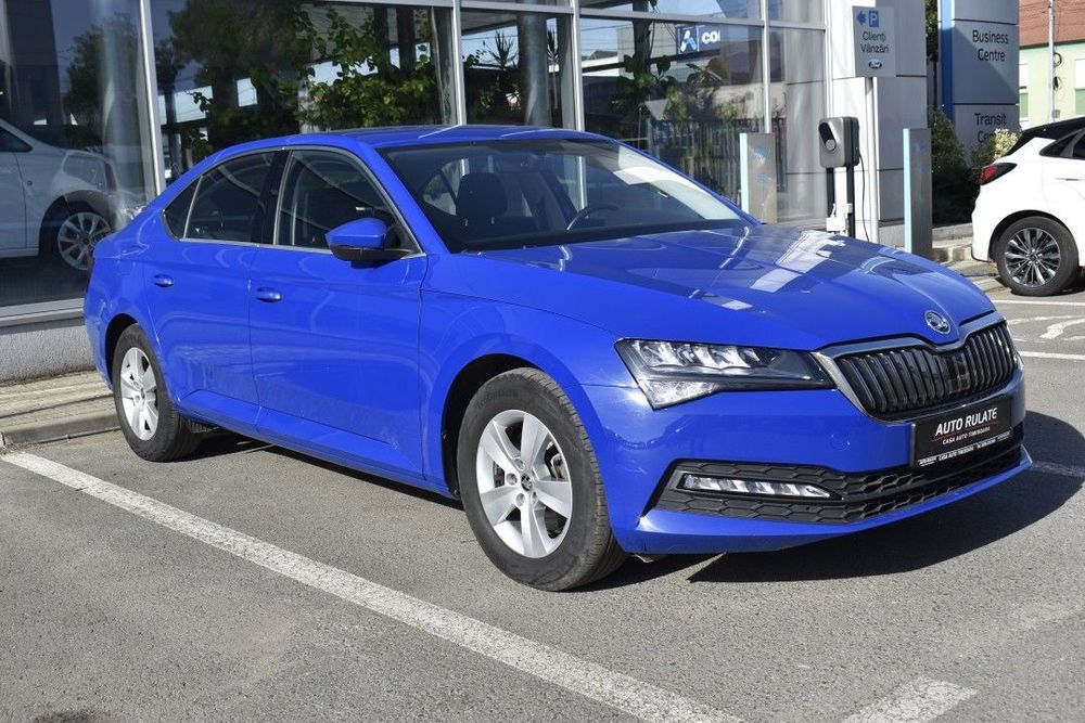 Škoda Superb 2023 diesel, 24.796 € — imagine 5