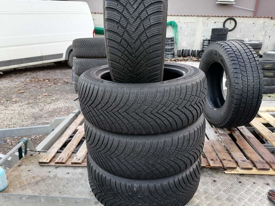 4 бр. Hankook 225/55R17 DOT 2122