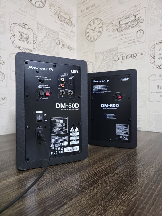 Boxe active - monitoare studio - Pioneer DM-50D - DJ / PC / Destkop / Birou - stare foarte buna