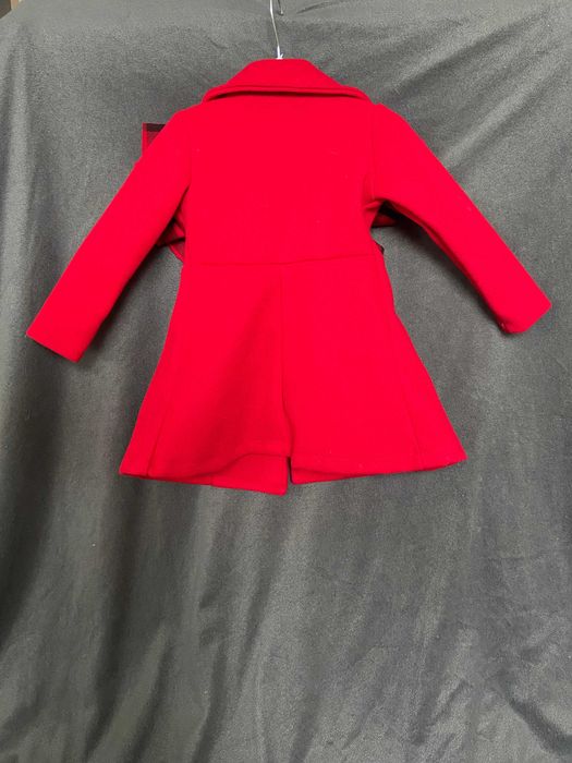 Paltonas rosu de ocazie pentru bebe - 12-24 luni + cadou!