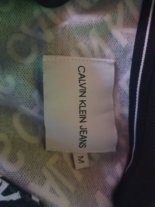 Vand tricou calvin klein jeans marimea m
