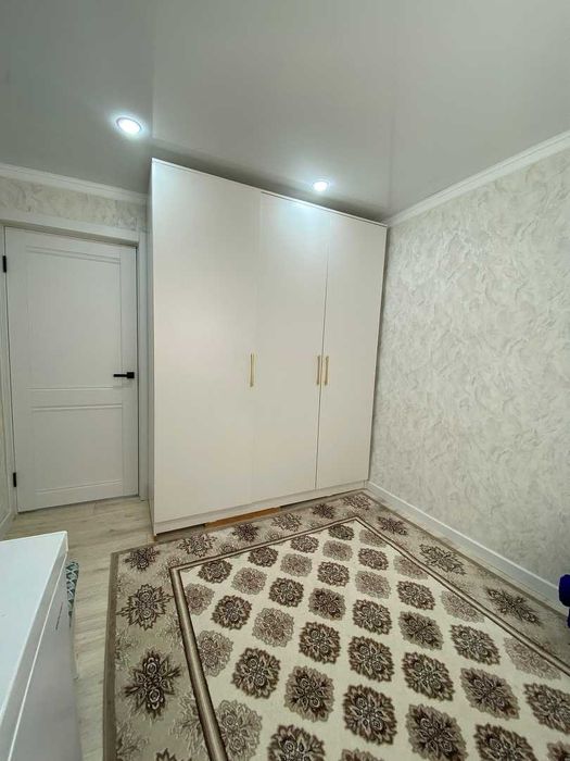 продам 3х комн квартиру район горсуда