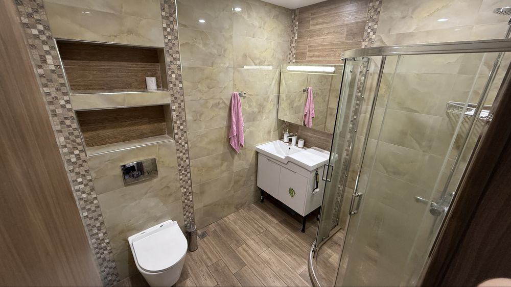 Дава се под наем Тристаен апартамент в София, Зона Б-18 - 92 кв.м за 867 € - Снимка #10