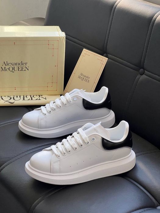 Adidasi Alexander Mcqueen noi