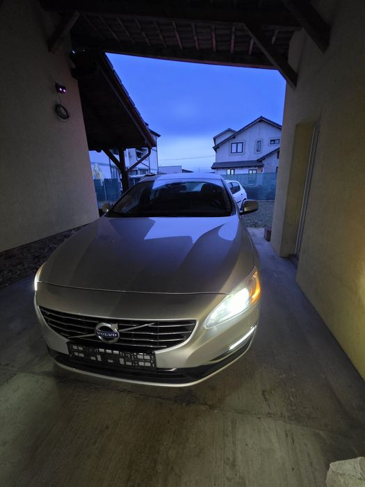 VOLVO V60 Plug in   Hibryd D6