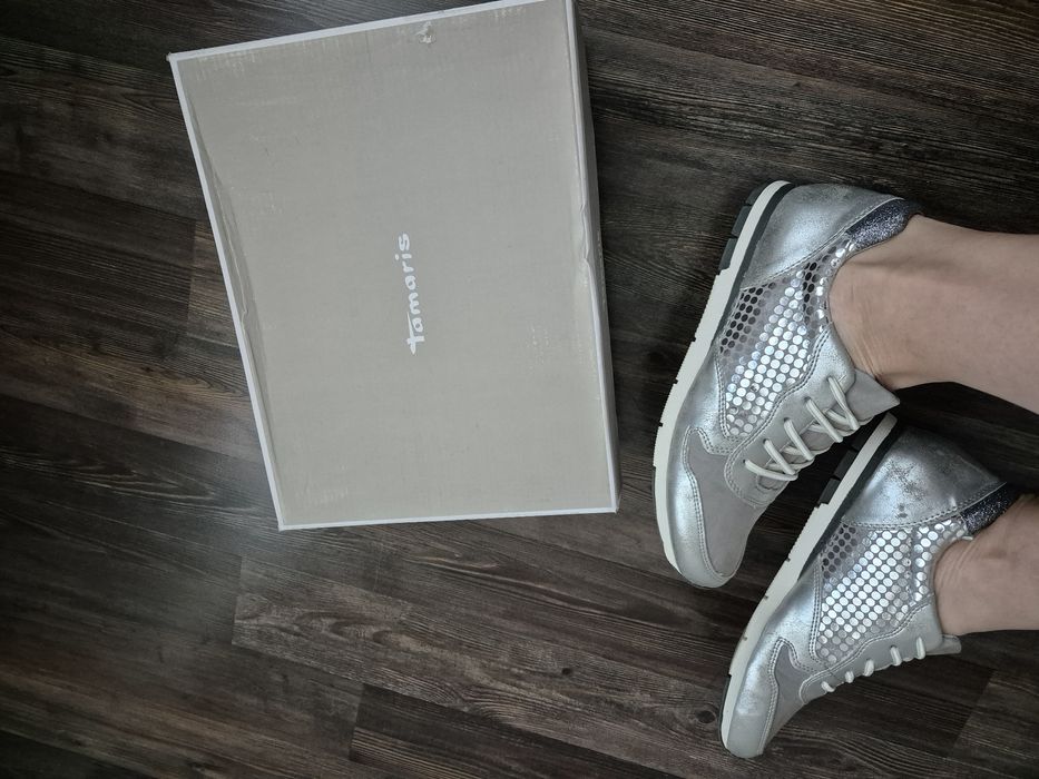 Сникърси Тамарис 41 размер