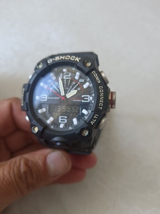 Продам массажёр и наручные часы.