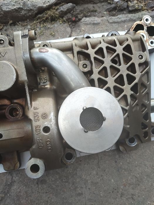 Маслена Помпа Audi 2.0 tfsi