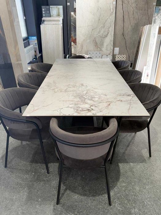 стол из керамогранита