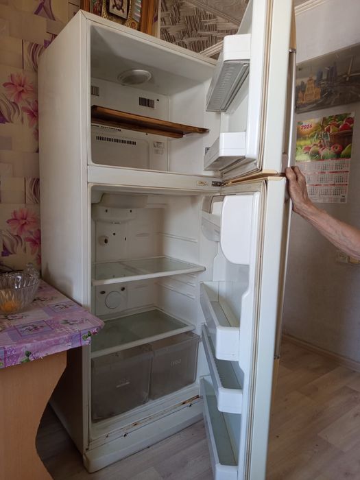 Продам холодильник  LG