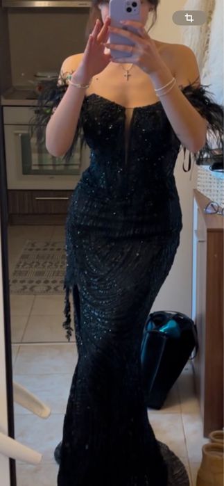 Бална луксозна рокля.