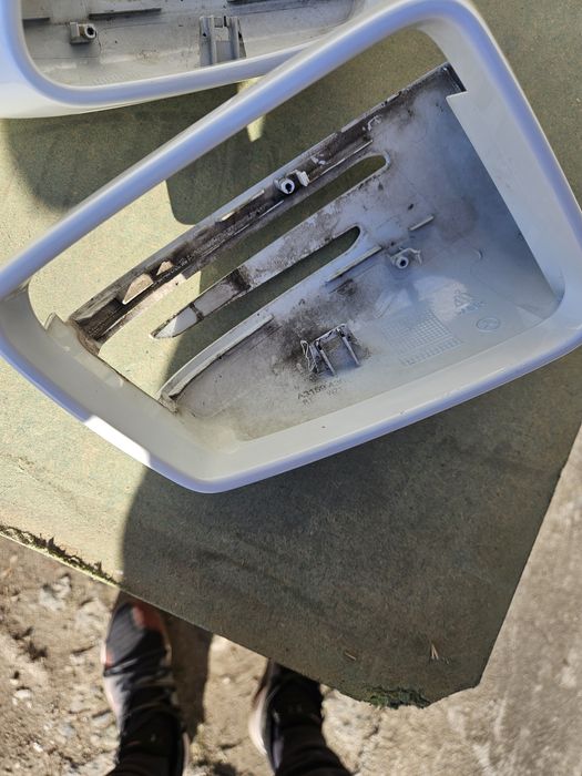 Капаци за огледала на Мерцедес  W 204