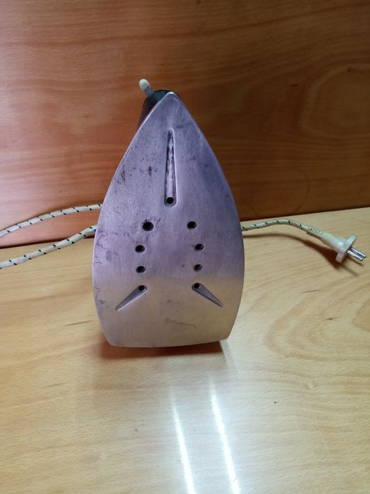 Советский утюг УТП