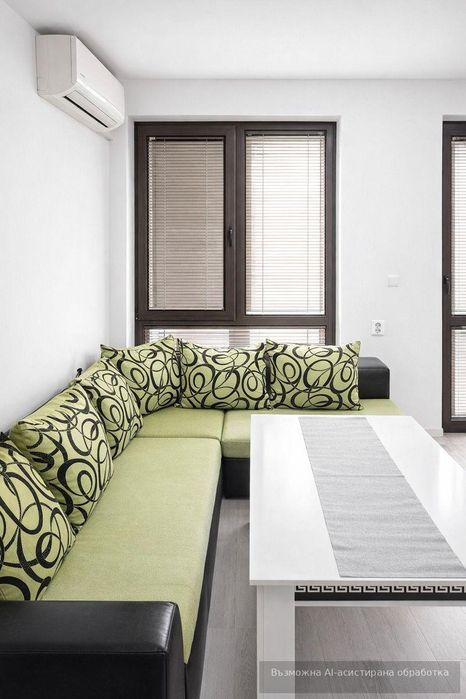 Двустаен апартамент в кв. Кючук Париж с паркомясто