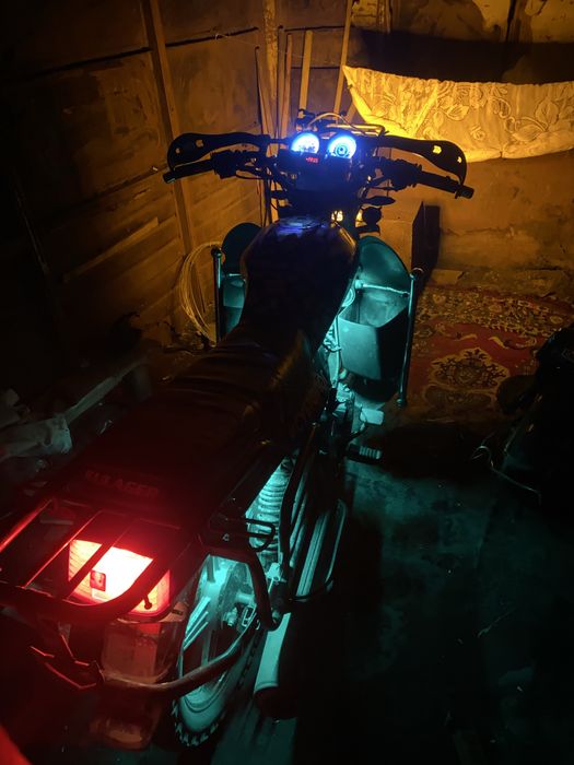 Продам мотоцикл кулагер 200 кубовый