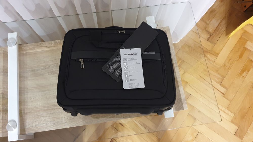 Geanta Samsonite Vectura Evo 15.6" noua