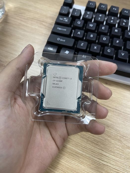 i3 - 12100f в хорошем состояний