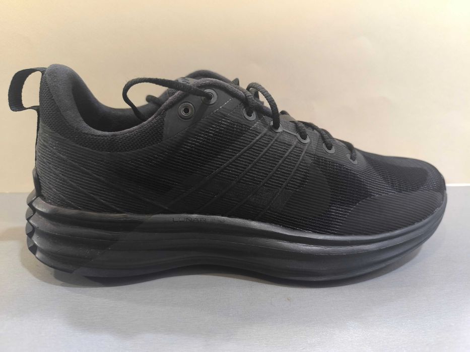 Nike N42,5 и N45.Маратонки.Нови.Оригинал.