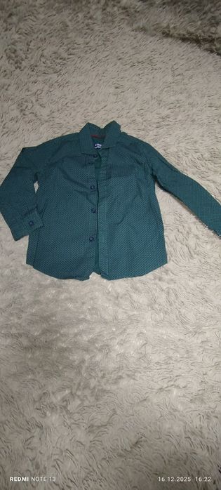 Продам рубашку для мальчика