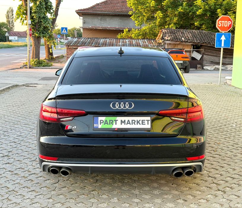AUDI S4 B9 3.0TFSI На Части