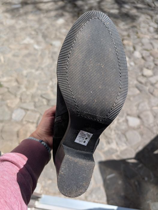 Botine piele intoarsa, marime 39