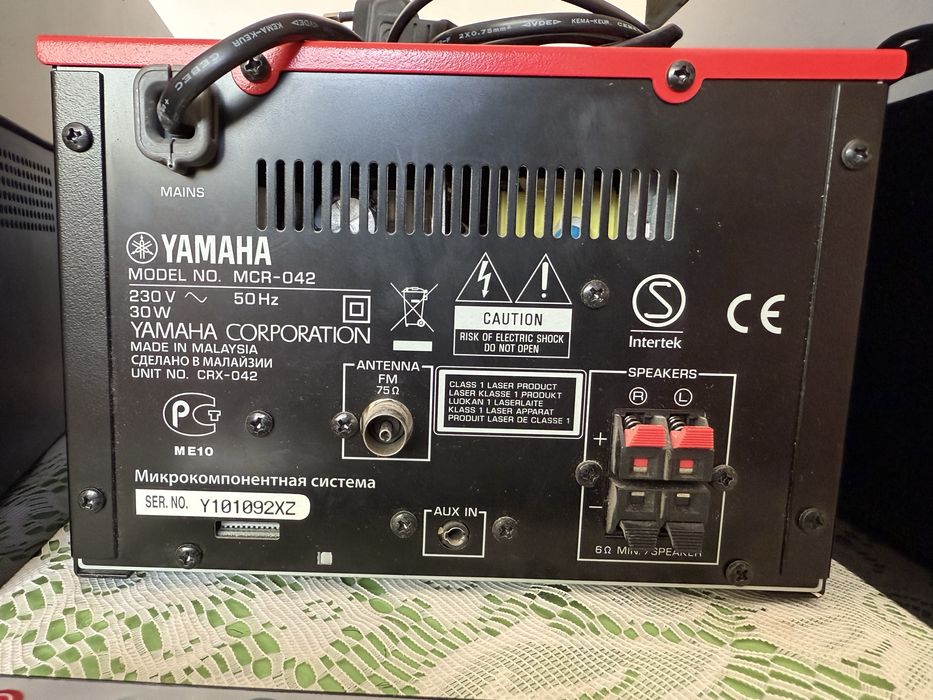 Yamaha MCR-042  NS-BP110 Мини система