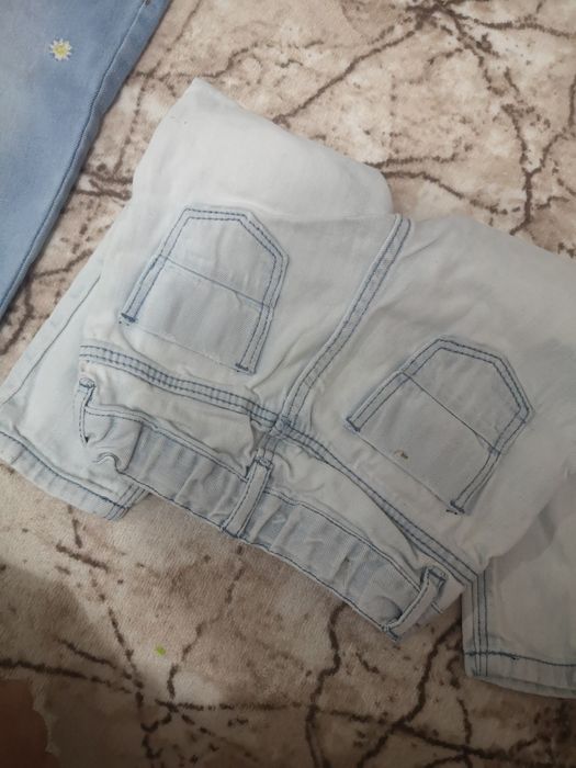 Детски дънки всичко за 14лв