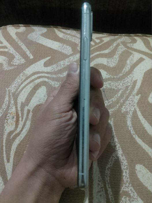 Iphone x Holati yaxshi fes trutob bor telifon ideal