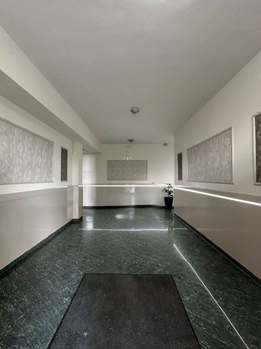 Продава се Двустаен апартамент в София, Малинова долина - 82 кв.м за 2305 €/кв.м - Снимка #7