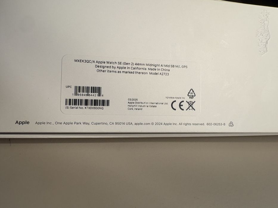 Vand Apple Watch SE 44mm gen2 NOU