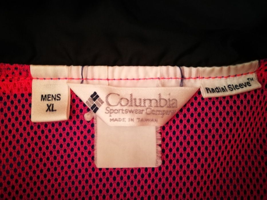 Bluza de trening Columbia, gen Hipster. Model larg. Marimea XL.