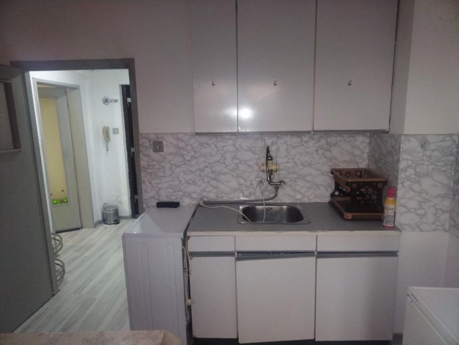 Продава се Двустаен апартамент в Варна, Възраждане 1 - 40 кв.м за 708 €/кв.м - Снимка #4