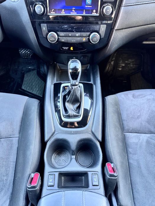 Продам отличный кроссовер